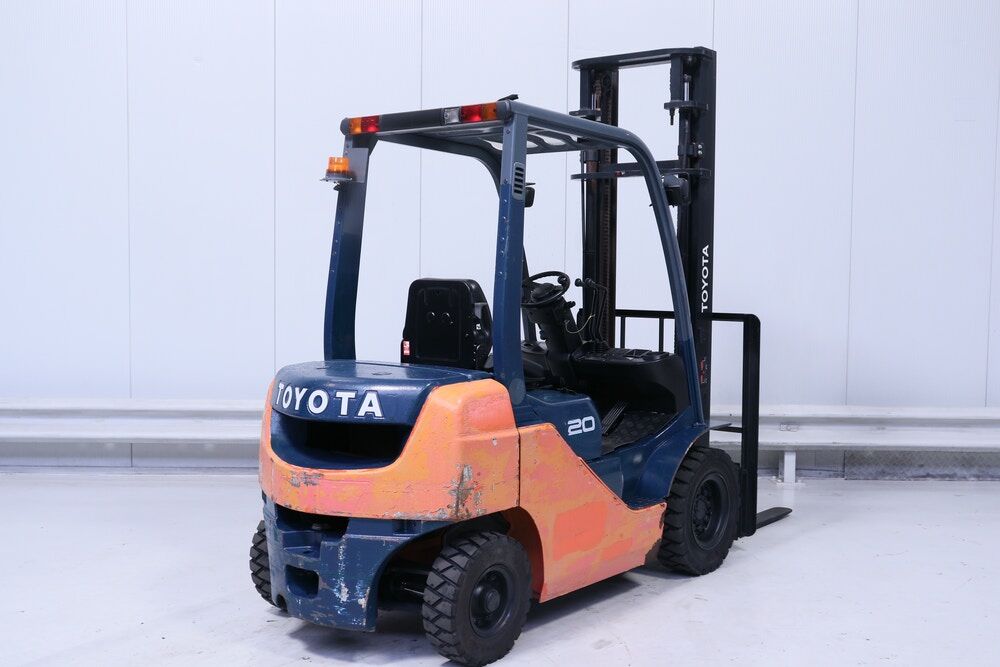 141217 Toyota 62-8-FD-20, 2013 Diesel, 2000Kg - Image 2