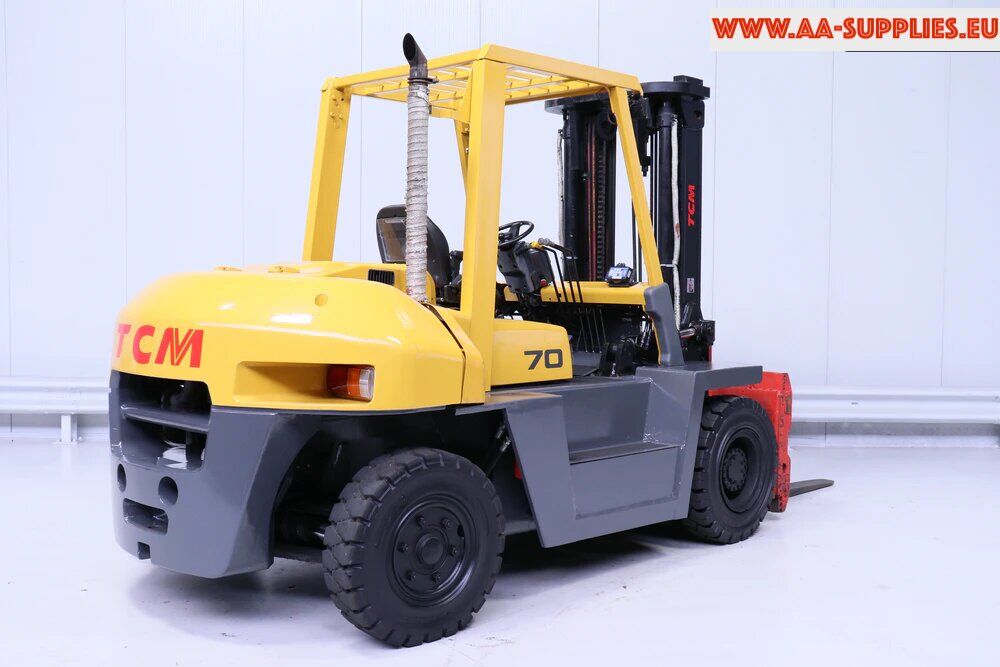 NISSAN TCM L1F6F-70Y Diesel Forklift