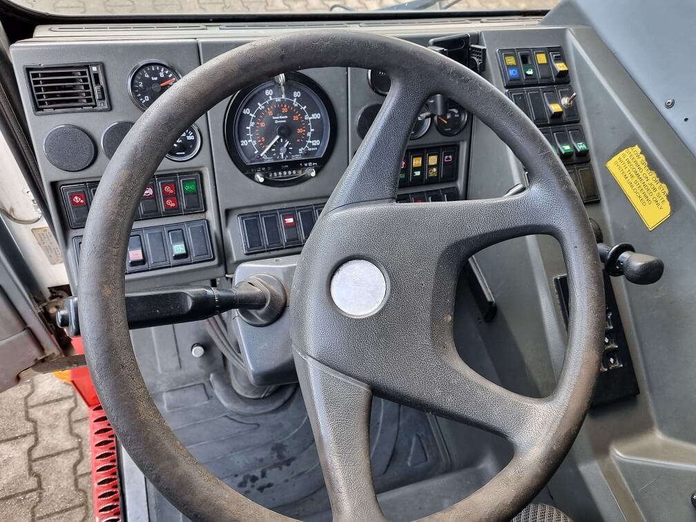 GROVE GMK3050