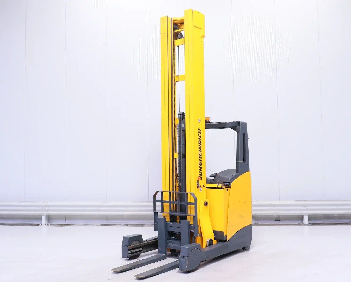 JUNGHEINRICH ETV-320